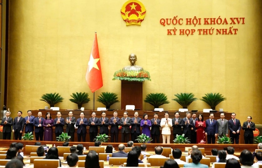 The new term Government makes its debut before the National Assembly at its first session