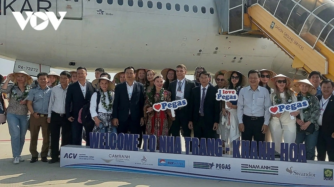 Khanh Hoa , with its cultural and coastal strengths, attracts large numbers of international visitors