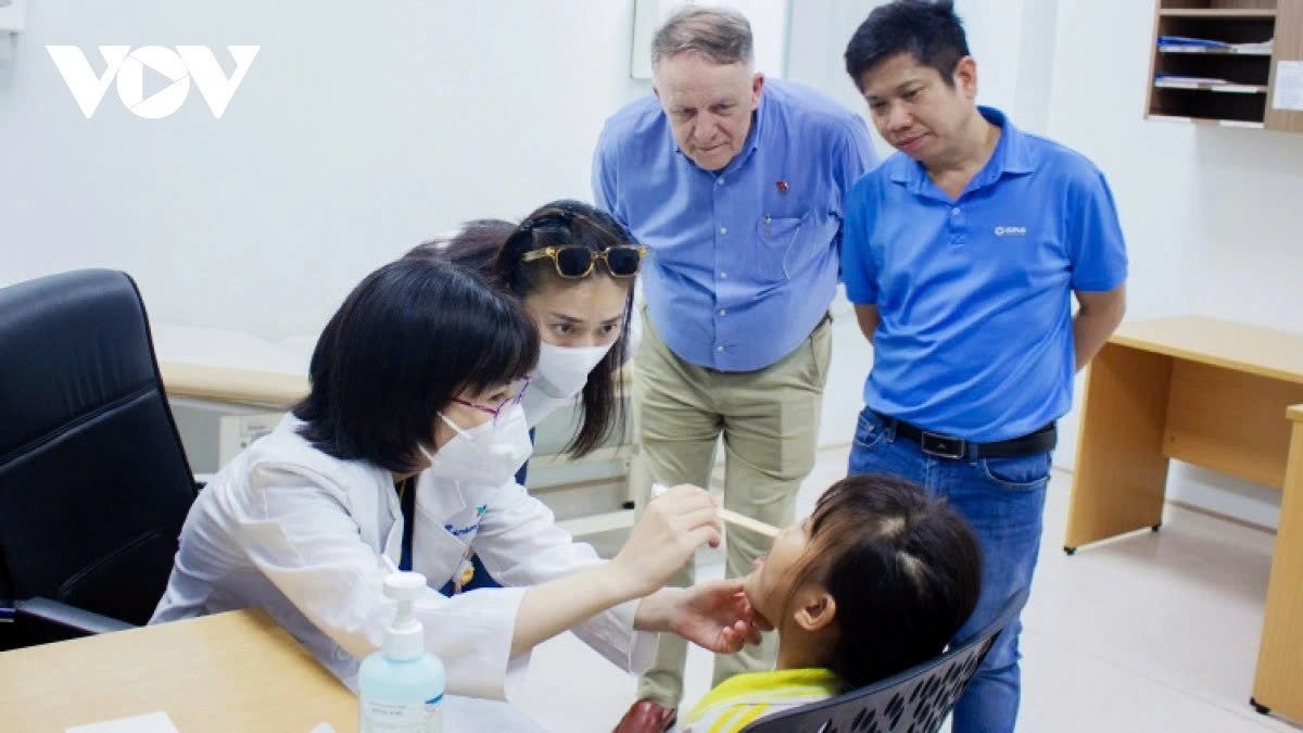 58 general and specialised hospitals and medical centres take part in large-scale free health screening for residents in Ho Chi Minh City on April 5. (Illustrative image)