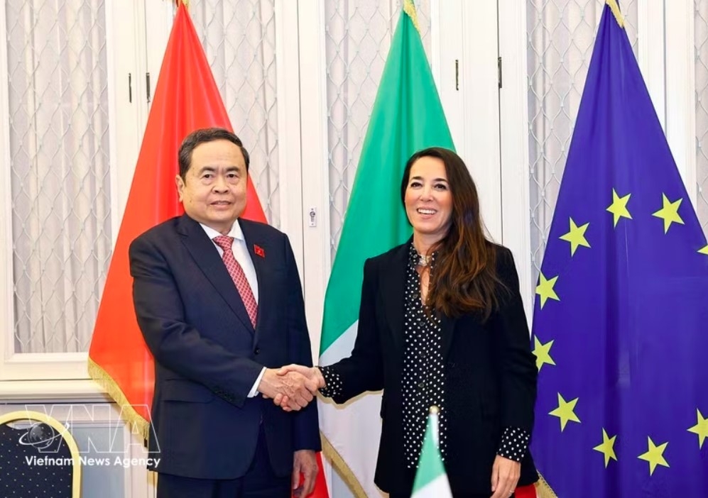 Chairman of the National Assembly Tran Thanh Man receives Vice President of the Italian Senate Licia Ronzulli in Rome on April 14 afternoon (local time). Photo: VNA