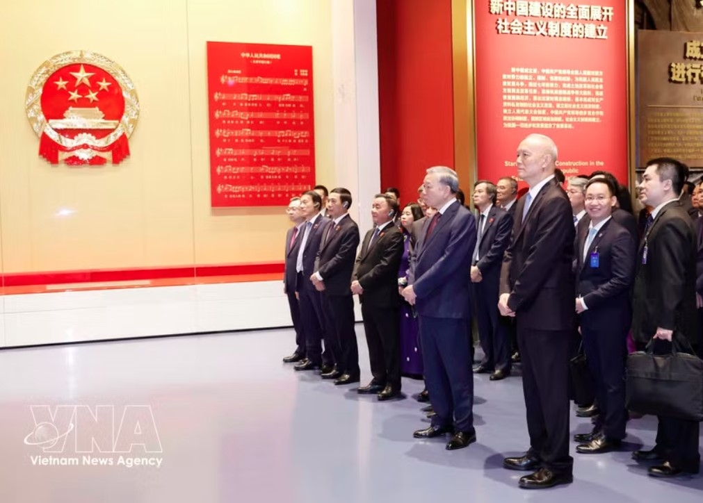 General Secretary of the Communist Party of Vietnam (CPV) Central Committee and State President To Lam visits the Museum of the Communist Party of China (CPC) in Beijing on April 15. (Photo: VNA)