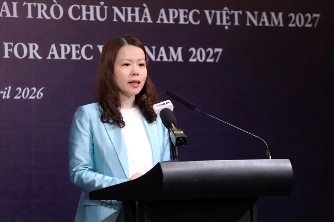 Deputy Foreign Minister Nguyen Minh Hang, head of the APEC 2027 Secretariat, speaks at the workshop