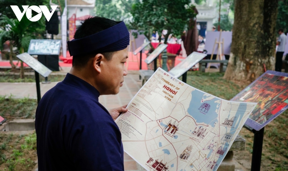 Interactive experience: With a single tap, the entire heritage system appears on a digital map