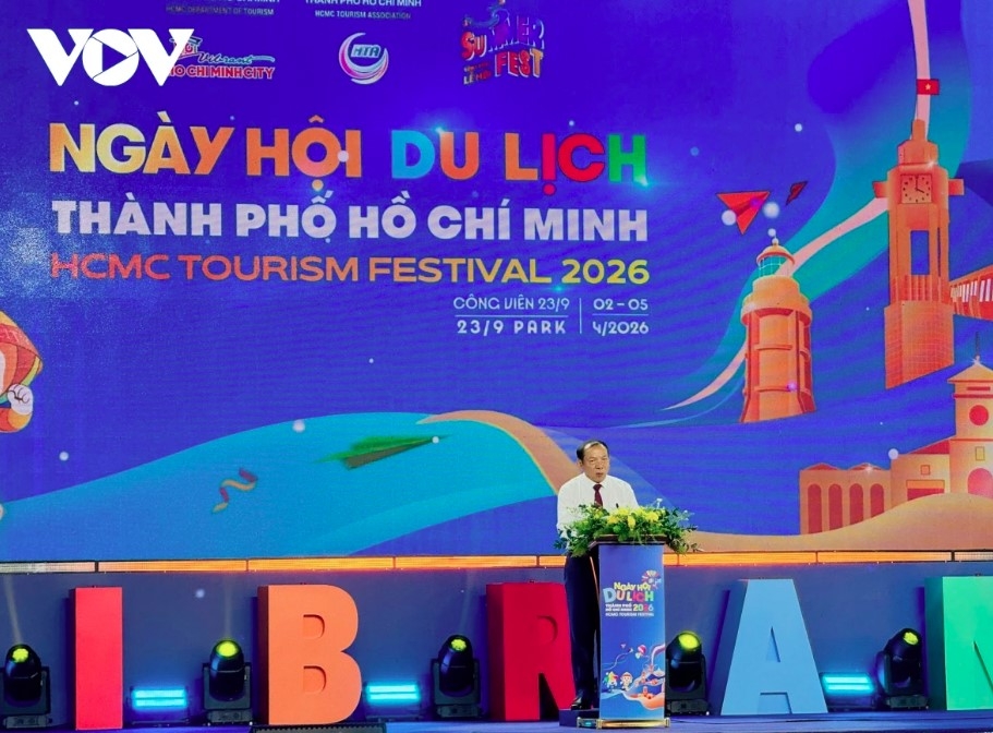 Minister of Culture, Sports and Tourism Nguyen Van Hung speaks at the event 