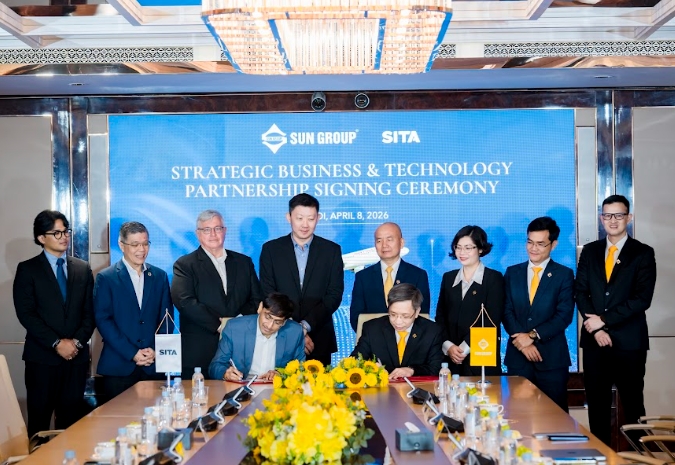 At the signing ceremony on April 8 (Photo: congthuong.vn)