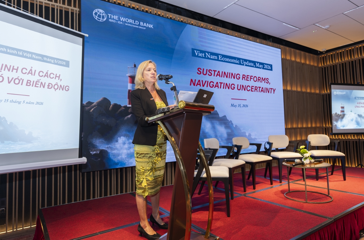 Mariam J. Sherman, World Bank Division Director for Vietnam, Cambodia, and Laos points to exports, investment and reforms as key drivers of Vietnam’s growth at the press briefing on May 15
