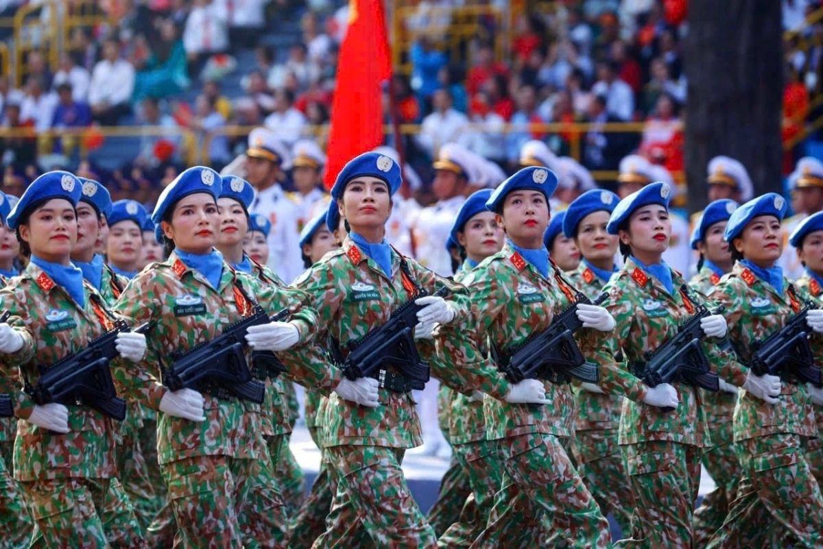 Female peacekeeping force contingent marches during the parade marking the 50th anniversary of the Liberation of the South and National Reunification (April 30, 1975 – 2025)