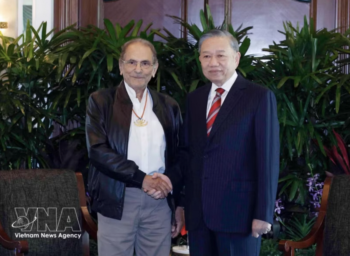 General Secretary of the Communist Party of Vietnam Central Committee and State President To Lam meets with President of Timor-Leste José Ramos-Horta in Singapore on May 29. (Photo: VNA)