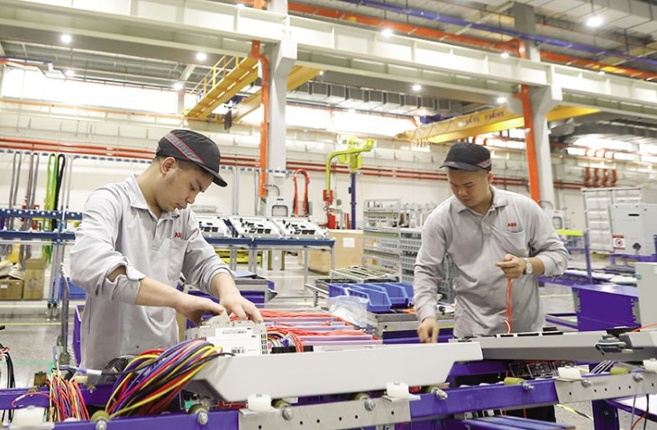 Vietnam sustains FDI inflows while moving up the value chain (Photo: Illustrative image)