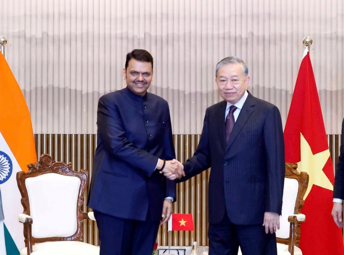 Vietnamese Party General Secretary and State President To Lam meets with Maharashtra Chief Minister Devendra Fadnavis in Mumbai on May 7