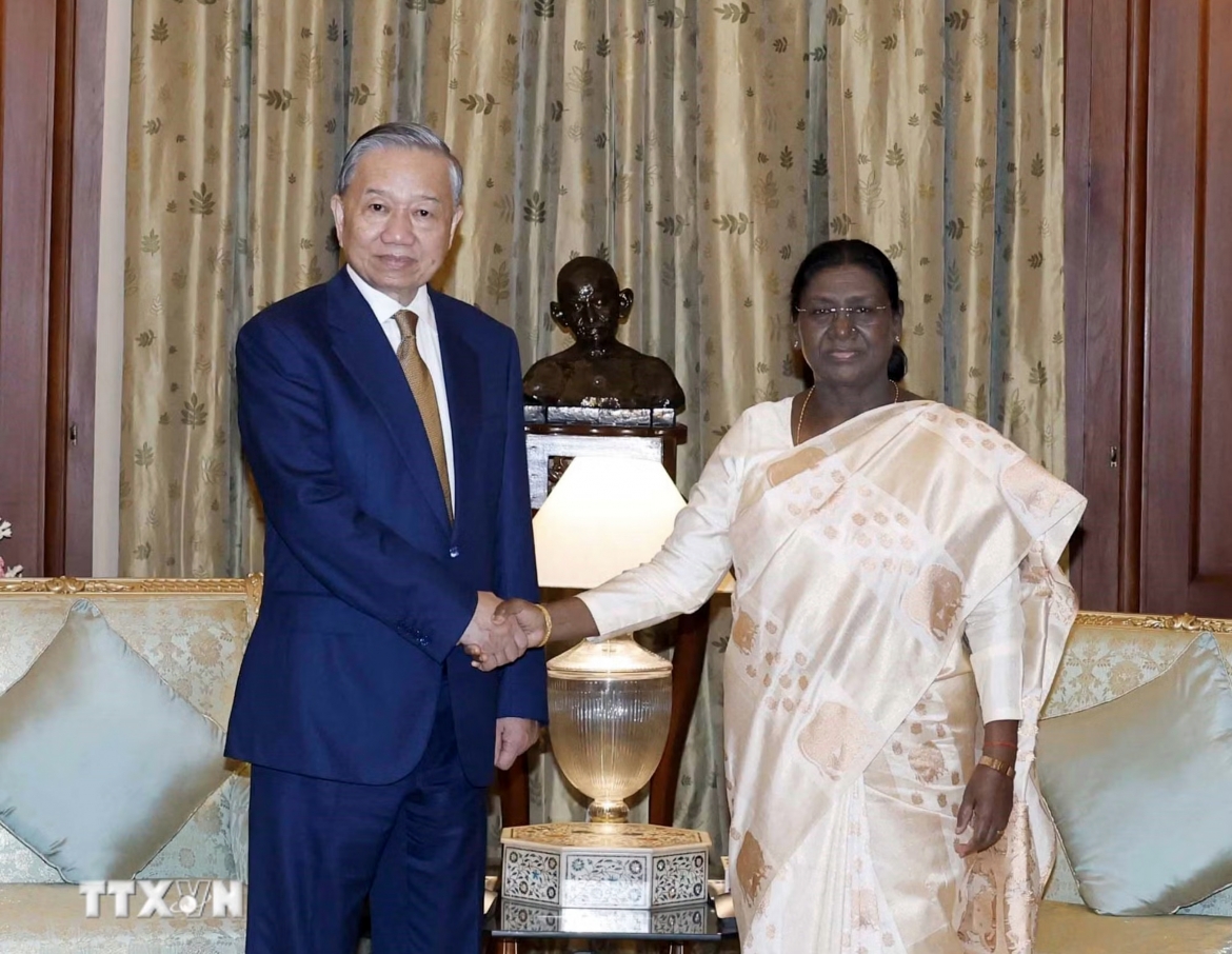 Vietnamese Party General Secretary and State President To Lam (L) and Indian President Droupadi Murmu during their meeting in New Delhi on May 6. (Photo: VNA)