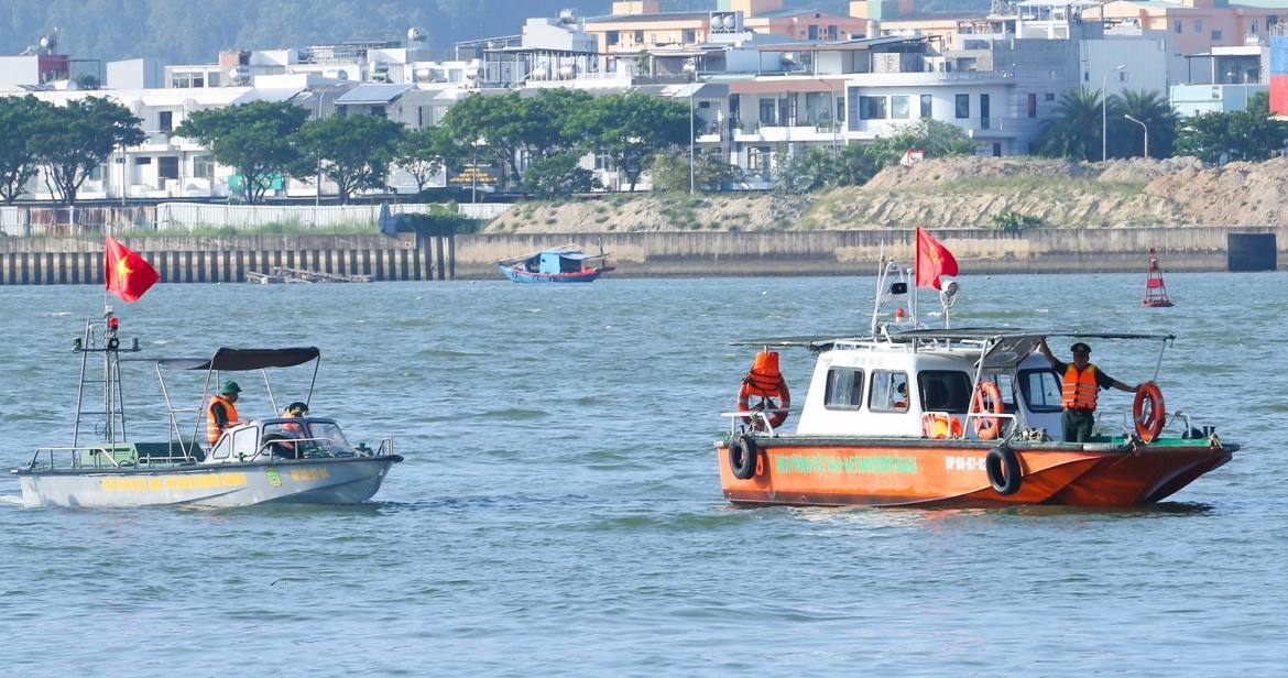 Da Nang Border Guard forces deploy vessels to support security operations during the festival