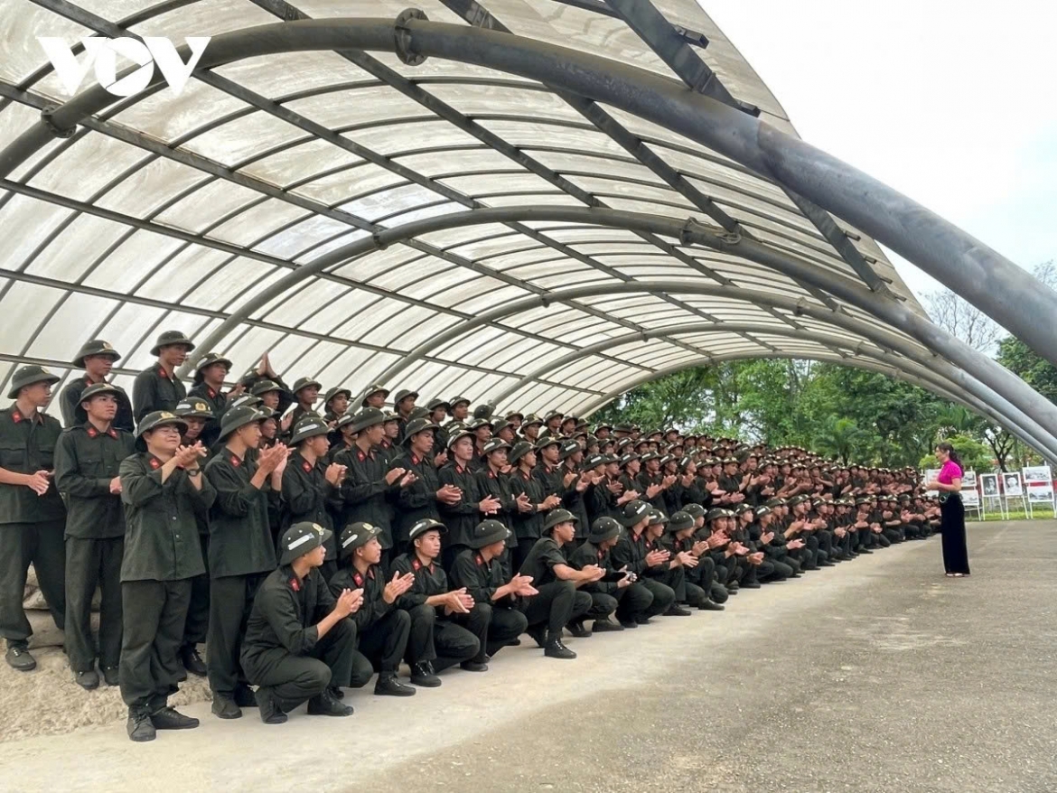 In recent days, various commemorative events, tours and educational activities have been held at historic sites across the Dien Bien Phu battlefield relic complex.