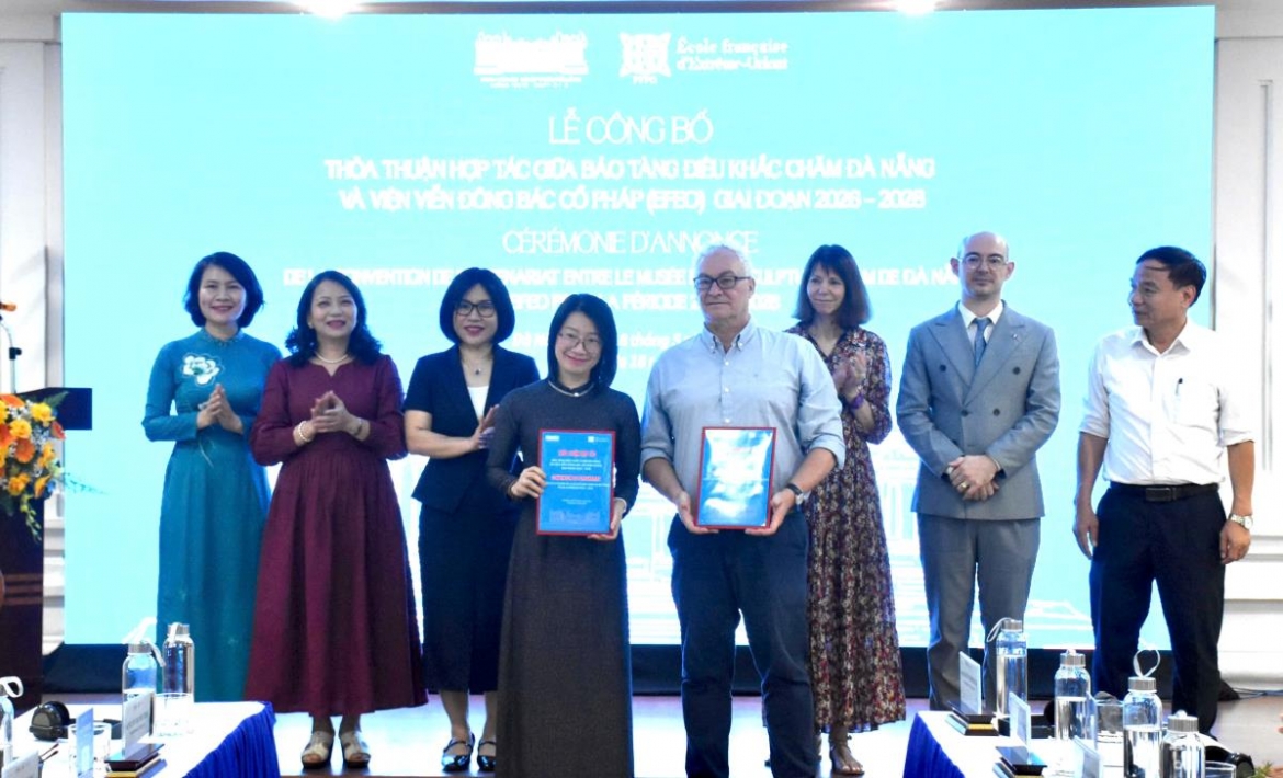 The Da Nang Museum of Cham Sculpture and EFEO sign a Memorandum of Understanding on cooperation for the 2026-2028 period. (Photo: cadn.com.vn)