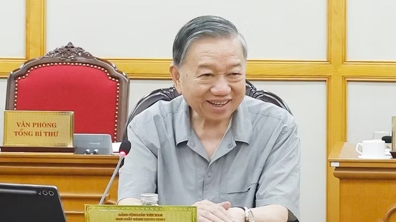 Party General Secretary and President To Lam chairs a Politburo meeting reviewing the implementation of Politburo Resolution 31 on the development orientation and tasks for Ho Chi Minh City through 2030, with a vision to 2045