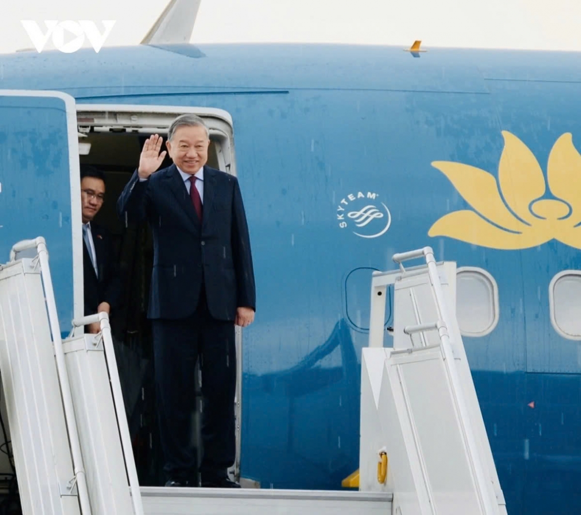 General Secretary of the Communist Party of Vietnam Central Committee and State President To Lam is welcomed at Indira Gandhi International Airport in New Delhi on May 5. The visit, the first by the top Vietnamese leader in his new capacity, takes place at a time when the two countries are preparing to celebrate the 10th anniversary of their Comprehensive Strategic Partnership in 2026.