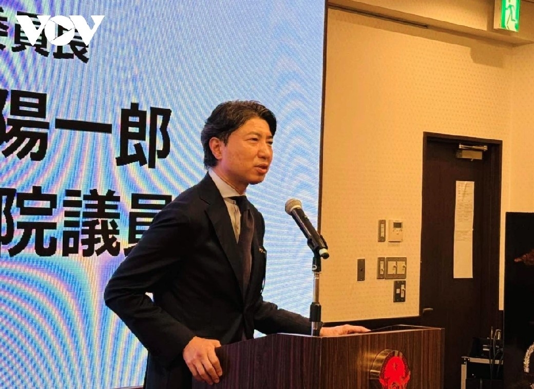 Aoyagi Yuichiro, co-chair of the festival’s organizing board, speaks at the event