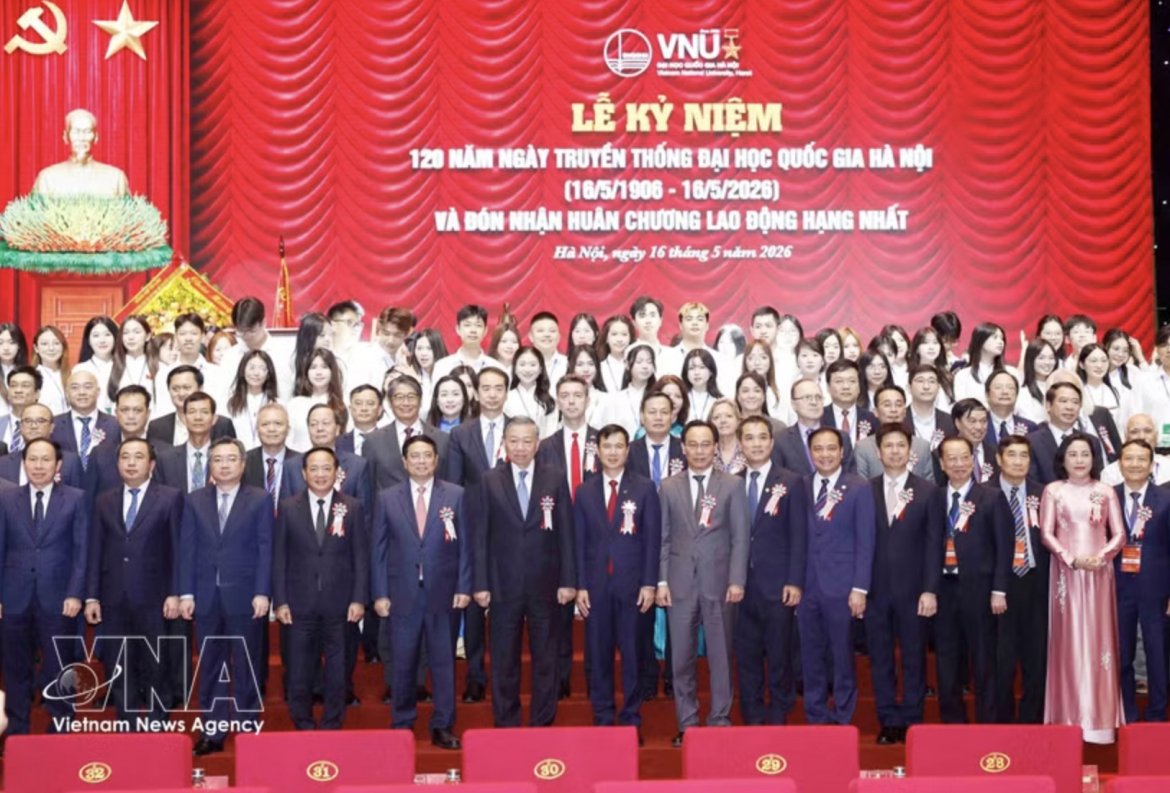 Party General Secretary and State President To Lam and delegates attend the ceremony marking the 120th founding anniversary of VNU-Hanoi on May 16.