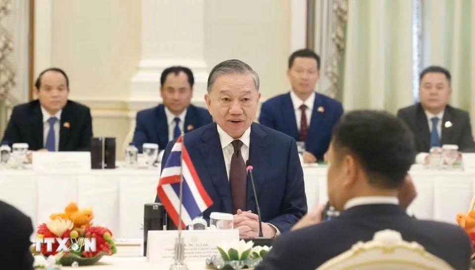 Party General Secretary and State President To Lam speaks at the talks. (Photo: VNA)