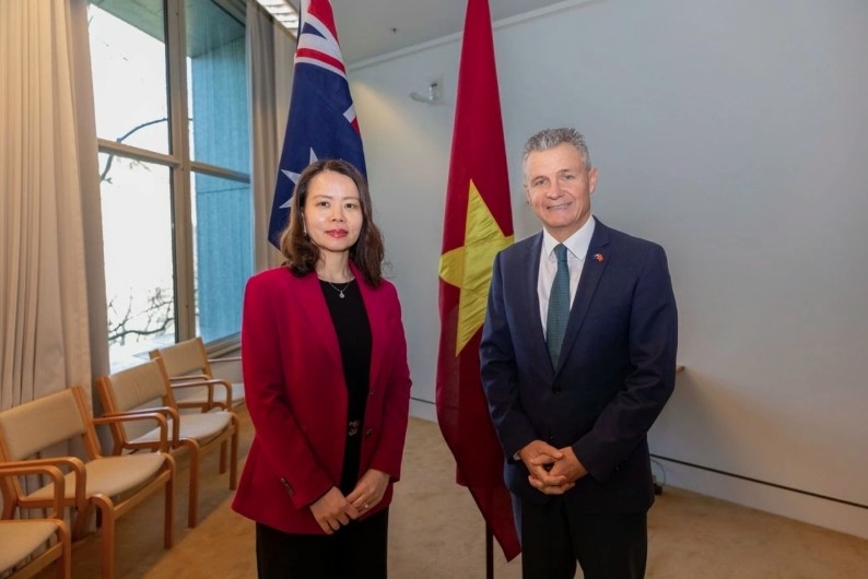 Deputy Foreign Minister Nguyen Minh Hang meets with Australian Assistant Minister for Foreign Affairs and Trade Matt Thistlethwaite. (Photo:baoquocte.vn)