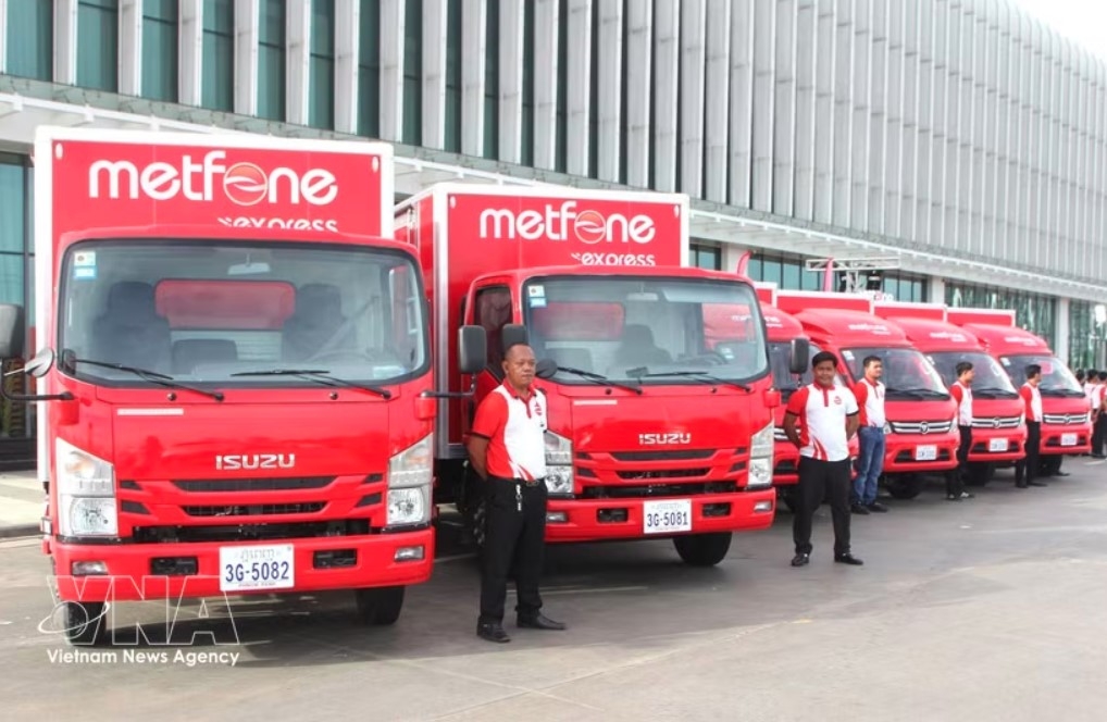 Metfone Express's fleet at the launch ceremony. (Photo: VNA)