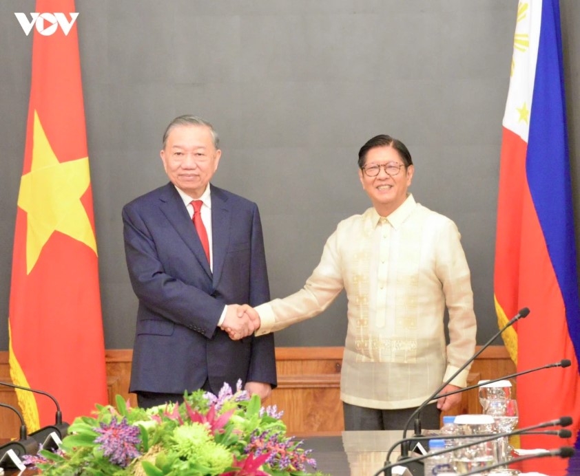 Party General Secretary and State President To Lam and Philippine President Ferdinand Romualdez Marcos Jr.