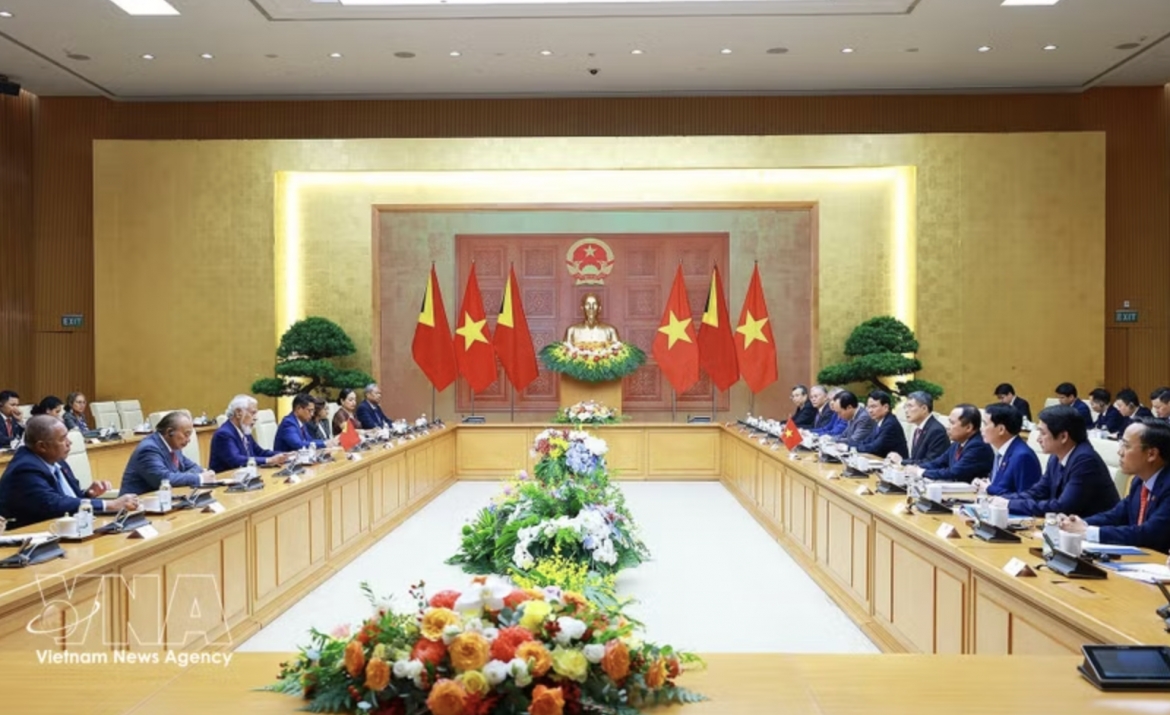 The talks between Vietnamese PM Le Minh Hung and his Timor-Leste counterpart Rala Xanana Gusmao in Hanoi on June 9 (Photo: VNA)