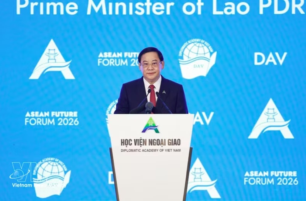 Lao Prime Minister Sonexay Siphandone speaks at the opening session of the third ASEAN Future Forum. (Photo: VNA)