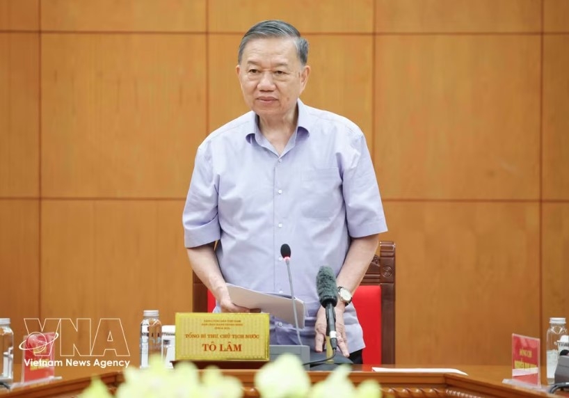 Party General Secretary and State President To Lam speaks at the working session in Hanoi on June 15, 2026. (Photo: VNA)