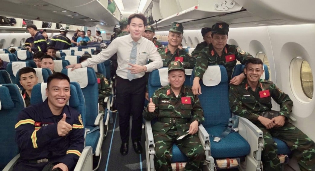 Vietnam Airlines transports rescue team and humanitarian aid to earthquake hit Venezuela