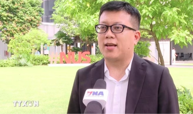 Associate Professor Dr. Luu Anh Tuan from the College of Computing and Data Science at Nanyang Technological University (Photo: VNA)