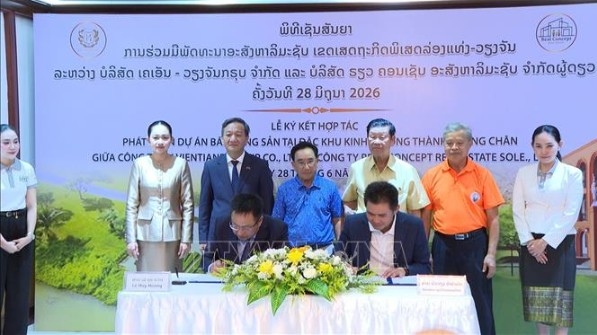 At the signing ceremony (Photo: VNA)