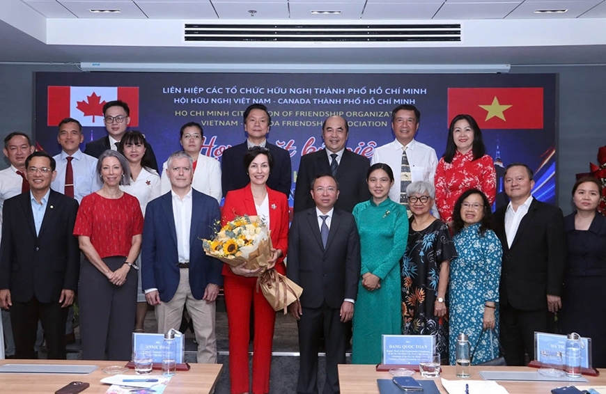 Delegates attend the gathering to celebrate Canada's National Day in Ho Chi Minh City on June 30. (Photo: qdnd.vn)