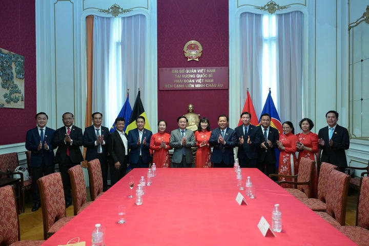Overview of the conference (Photo: vtcnews.vn)