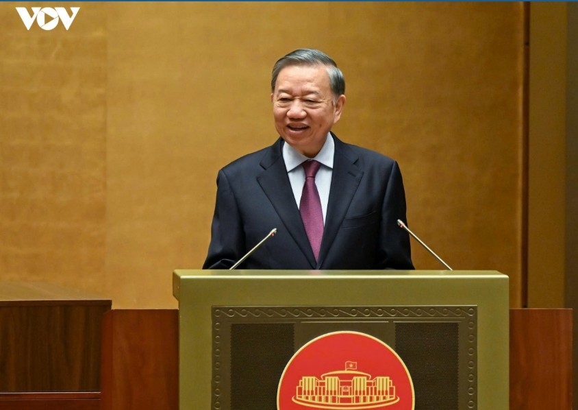 Party General Secretary and President To Lam speaks at the conference