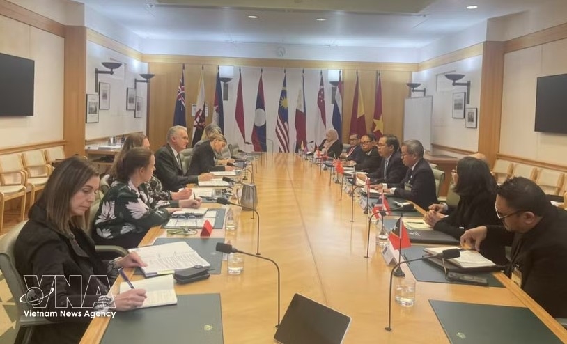 An overview of the working session between ASEAN Committee in Canberra and the Australian Department of Home Affairs (Photo: VNA)