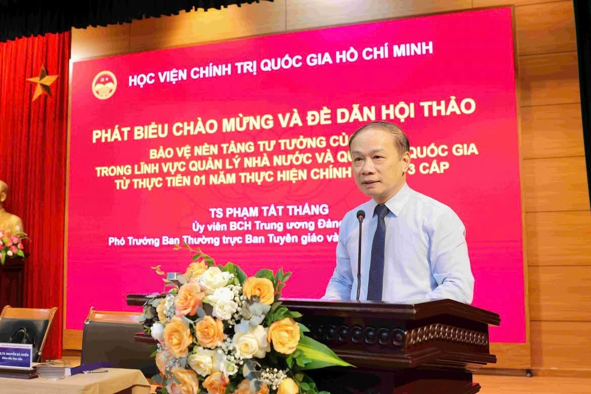 Dr. Pham Tat Thang, deputy head of the Party Central Committee's Commission for Information, Education and Mass Mobilisation, affirms that modern and effective national governance provides the strongest safeguard for the Party's ideological foundation. (Photo: apag.edu.vn)