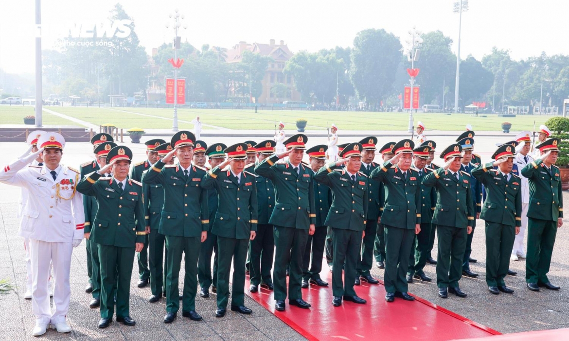 The commemorations also reinforce one of Vietnam's most deeply rooted cultural traditions: "When drinking water, remember its source"—a timeless expression encouraging every generation to honor those whose sacrifices made today's achievements possible.