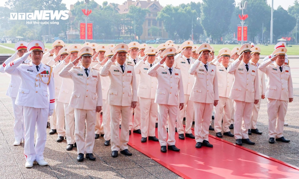 In recent years, Vietnam has continued expanding policies supporting war veterans, wounded soldiers and the families of martyrs, while intensifying efforts to locate and identify the remains of missing soldiers through modern technologies, including DNA analysis. These initiatives reflect not only the country's political commitment but also its enduring moral responsibility toward those who dedicated their lives to national independence.