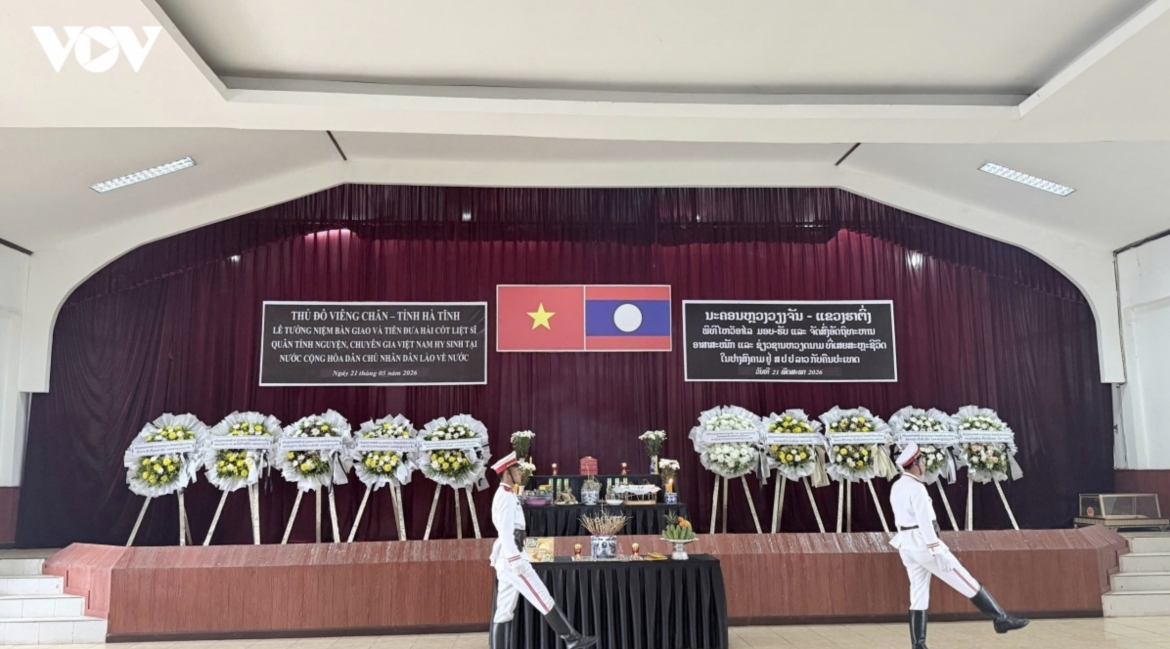 Memorial, handover and repatriation ceremony for the remains of Vietnamese volunteer soldiers and experts who died in Laos
