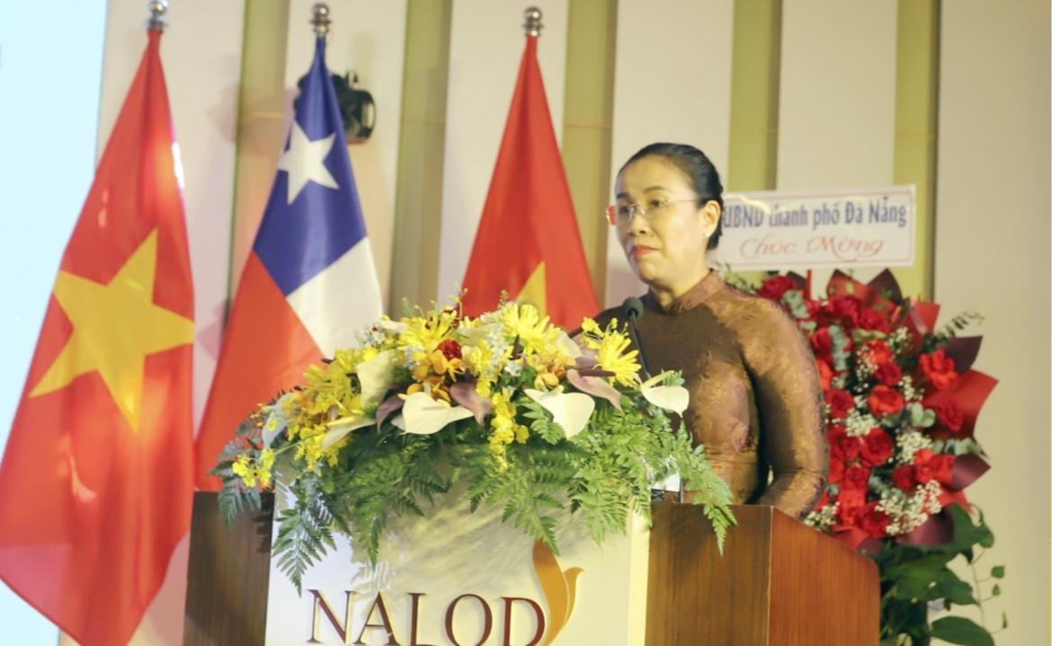 Vice Chairwoman of the Da Nang People's Committee Nguyen Thi Anh Thi speaks at the ceremony marking the 55th anniversary of diplomatic relations between Vietnam and Chile.