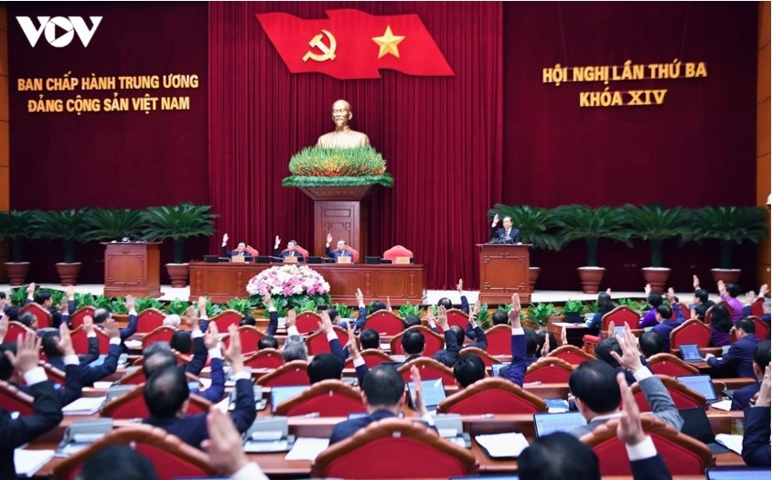Overview of the opening session of the 3rd Plenum of the 14th Party Central Committee