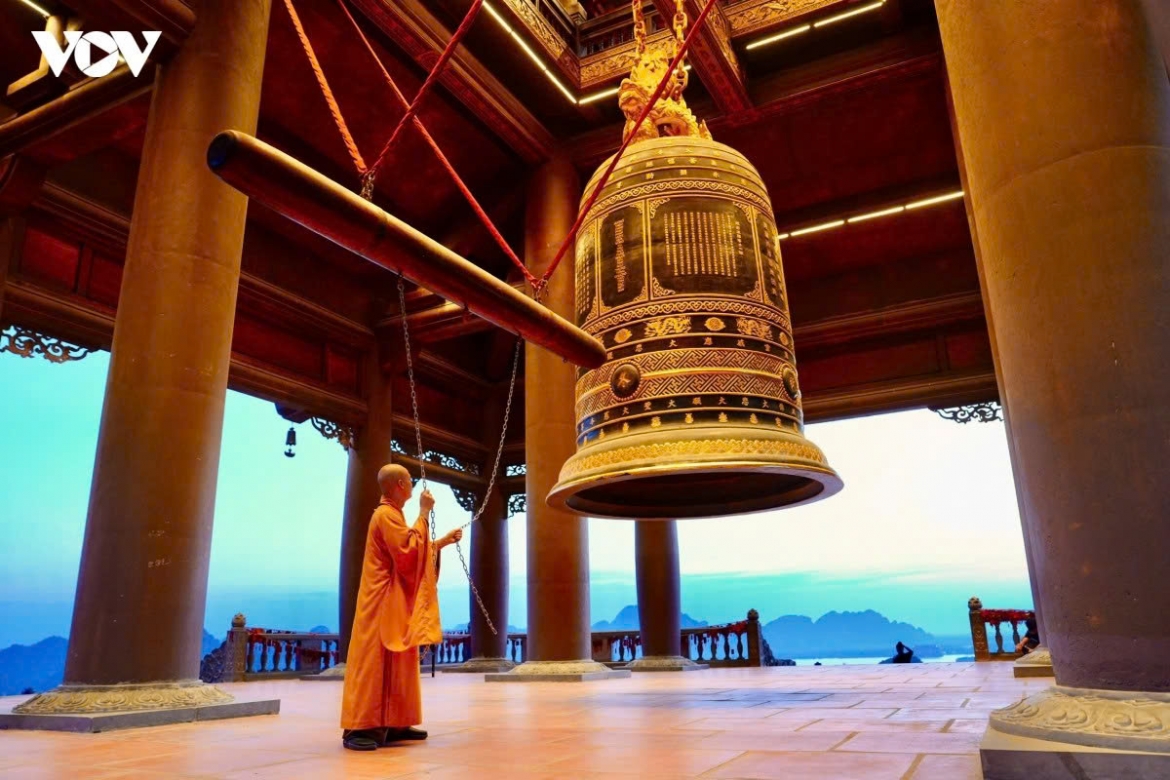 The ritual of ringing three sets of bells and beating the Bat Nha drums is one of the most solemn ceremonies in Vietnamese Buddhism. It is traditionally performed during major Buddhist festivals and significant commemorative events to create a sacred atmosphere of mindfulness and reverence. Beyond its religious significance, the ritual symbolises a spiritual connection between the past and the present, honouring those who came before while inspiring compassion, peace, and hope for future generations.