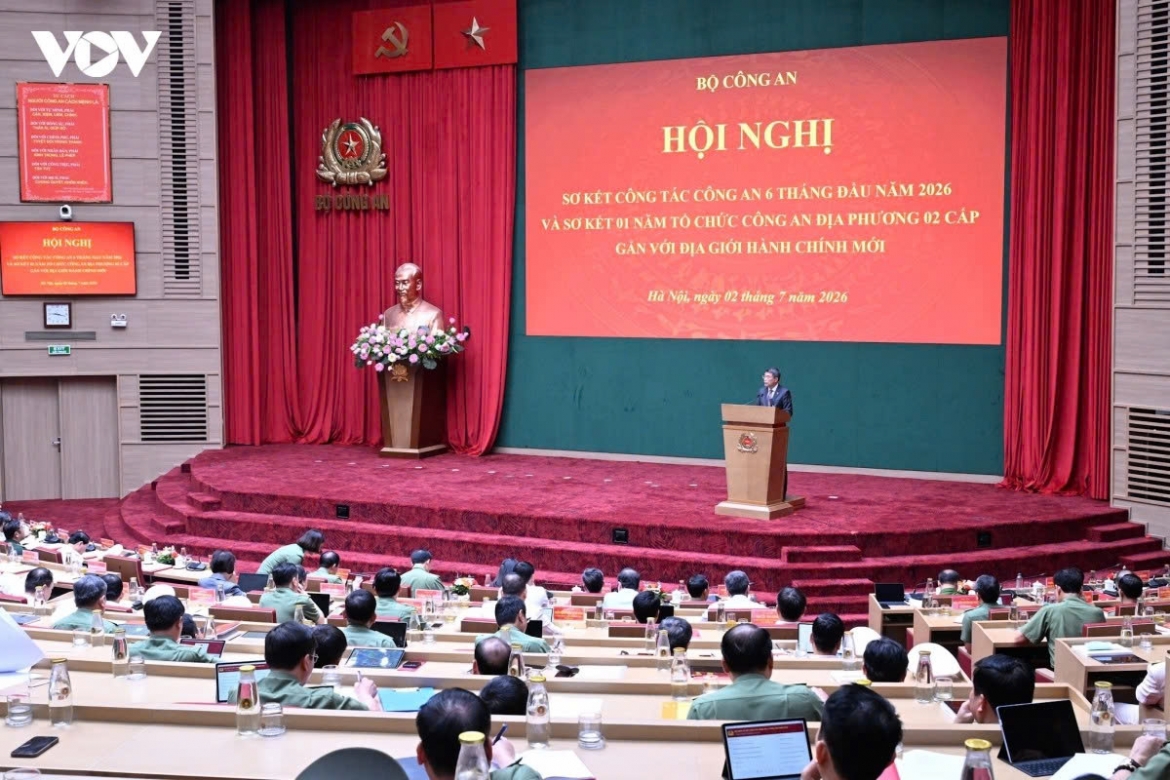 In his speech at the conference, Prime Minister Le Minh Hung has urged the Public Security Force to strengthen strategic forecasting, improve early risk assessment and enhance cybersecurity while supporting national development and economic growth