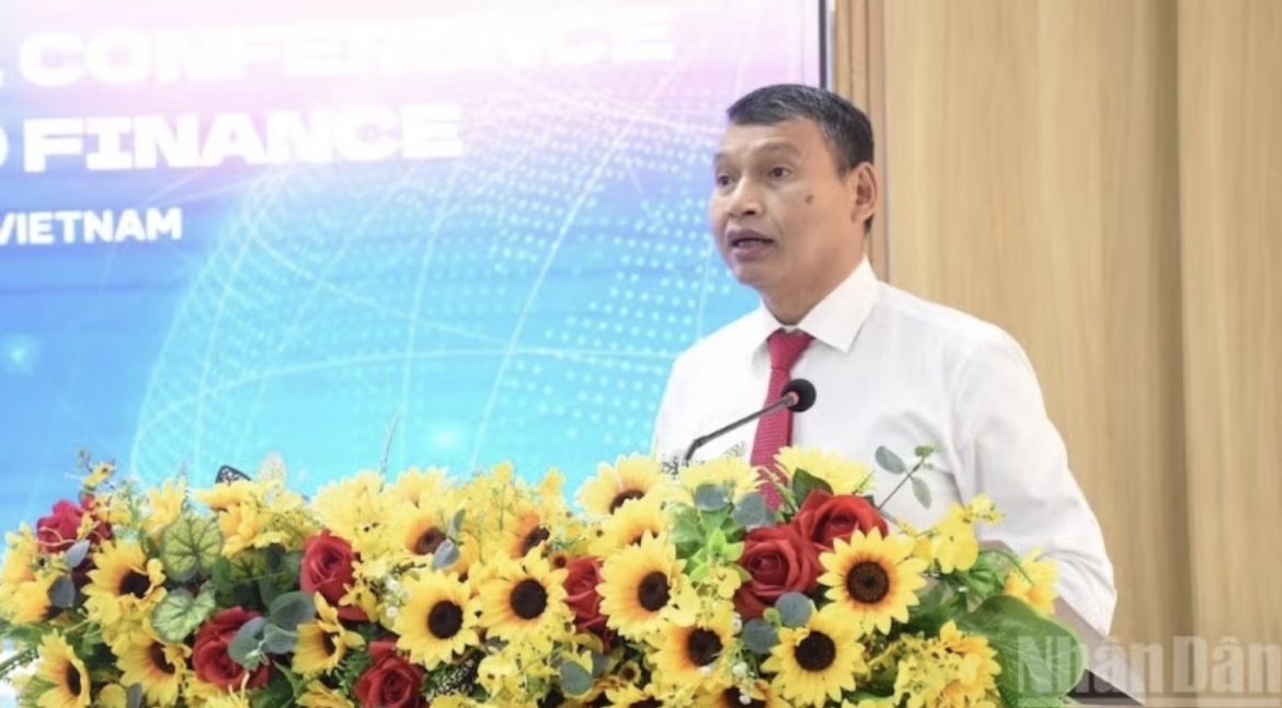 Ho Ky Minh, vice chairman of the Da Nang People's Committee, speaks at the 11th International Conference on Accounting and Finance on July 11, 2026 (Photo: nhandan.vn)