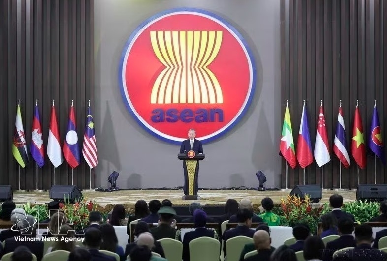 Party General Secretary To Lam delivers a speech at the ceremony commemorating the 30th anniversary of Vietnam's accession to ASEAN in Jakarta, Indonesia, in March 2025. (Photo: VNA)