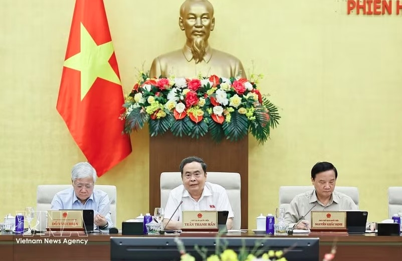 National Assembly Chairman Tran Thanh Man speaks at the second phase of the NA Standing Committee's fourth session. (Photo: VNA)