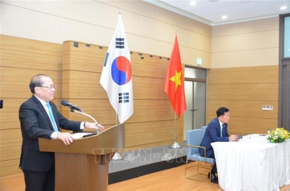VFF Vice President Hoang Cong Thuy acknowledges the contributions of the Vietnamese community in the RoK (Photo: VNA)