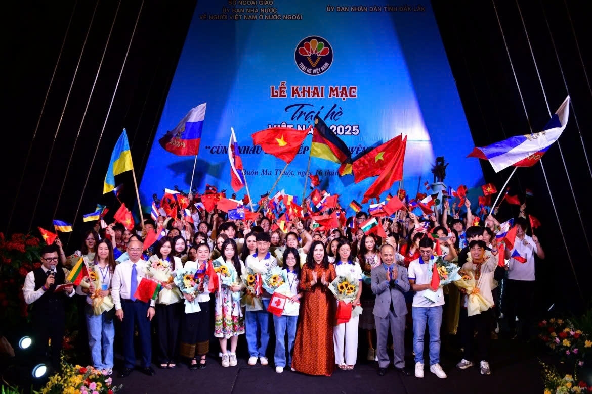 The opening ceremony of the 2025 Vietnam Summer Camp (Photo of State Committee for Overseas Vietnamese Affairs)