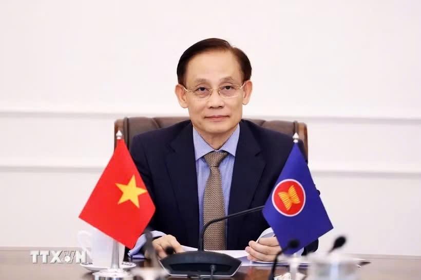 Vietnamese Foreign Minister Le Hoai Trung. (Photo: VNA)